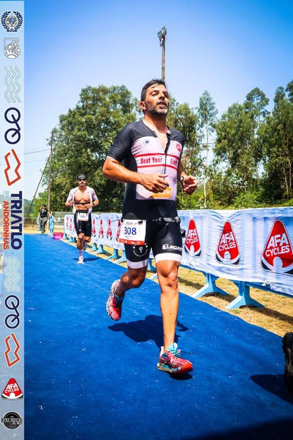 Atleta com o dorsal 308