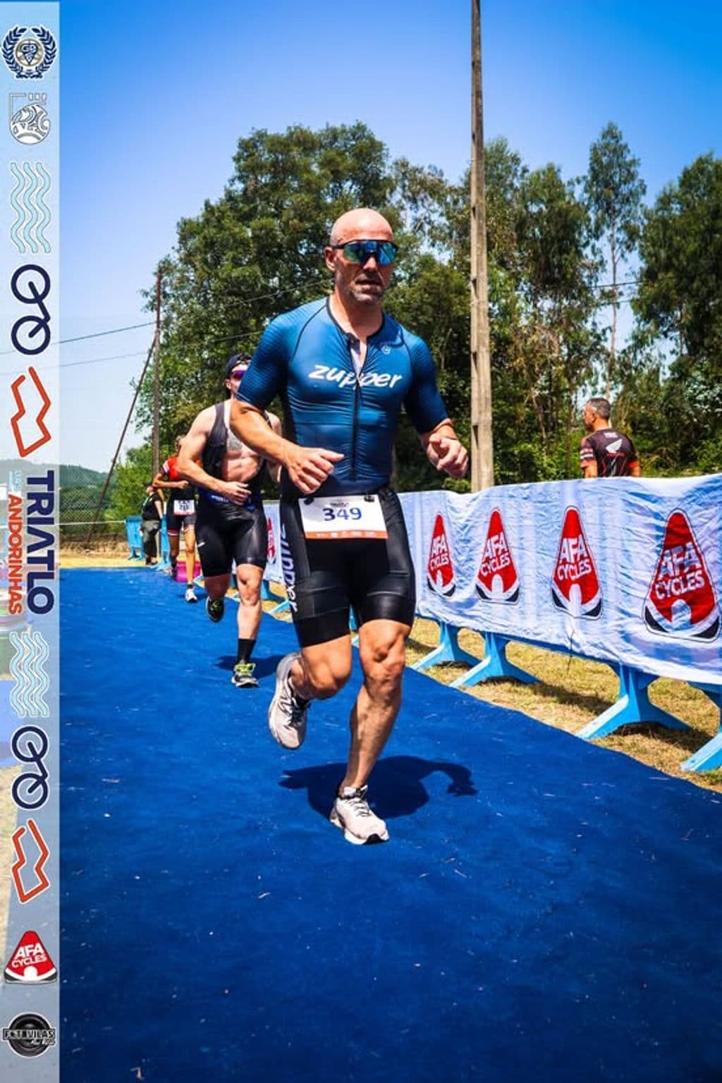 Atleta com o dorsal 349