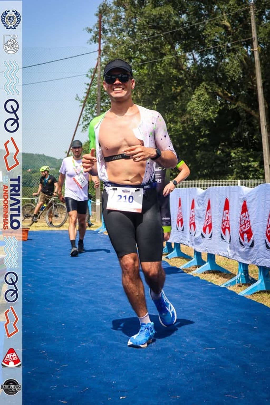 Atleta com o dorsal 210