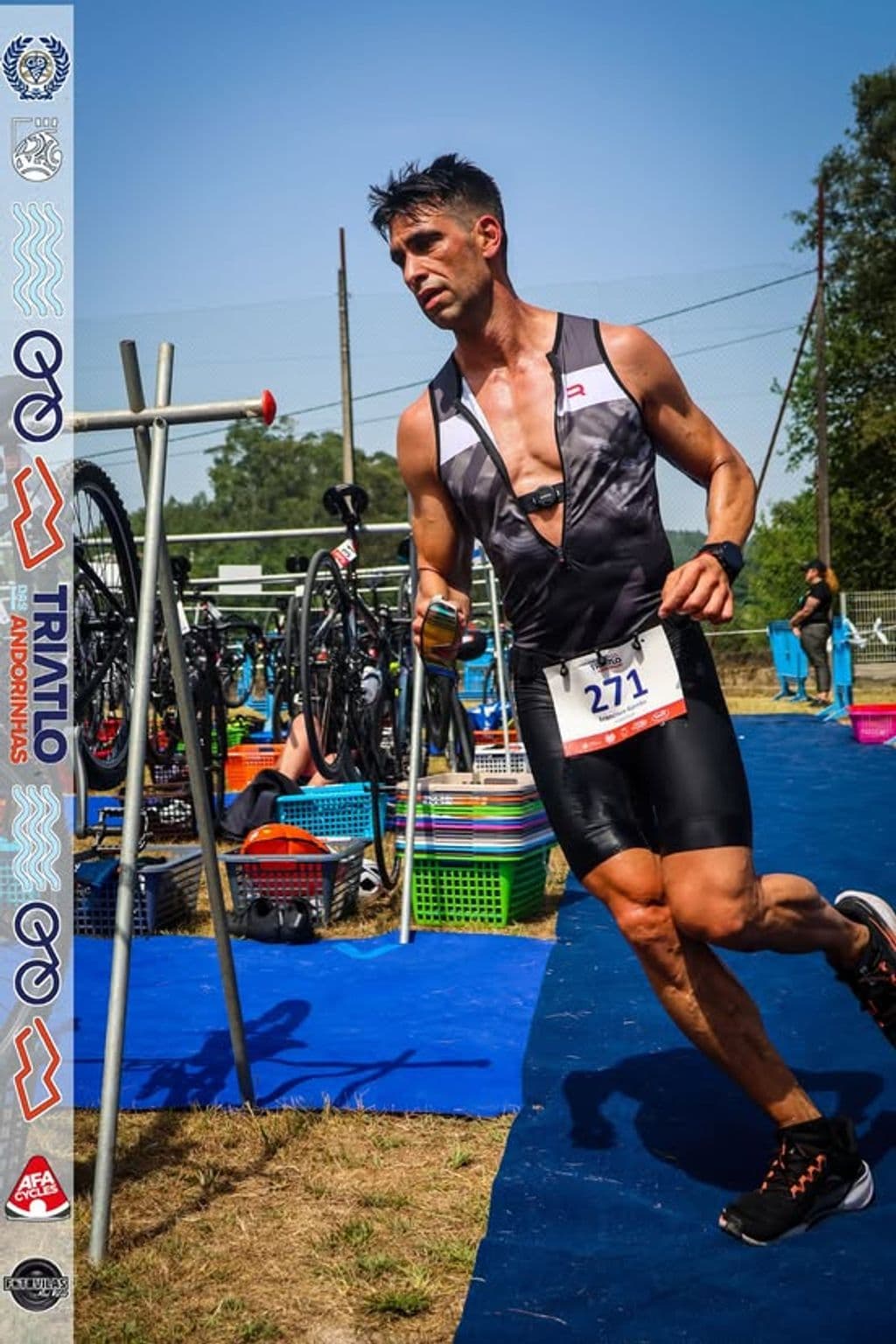 Atleta com o dorsal 271