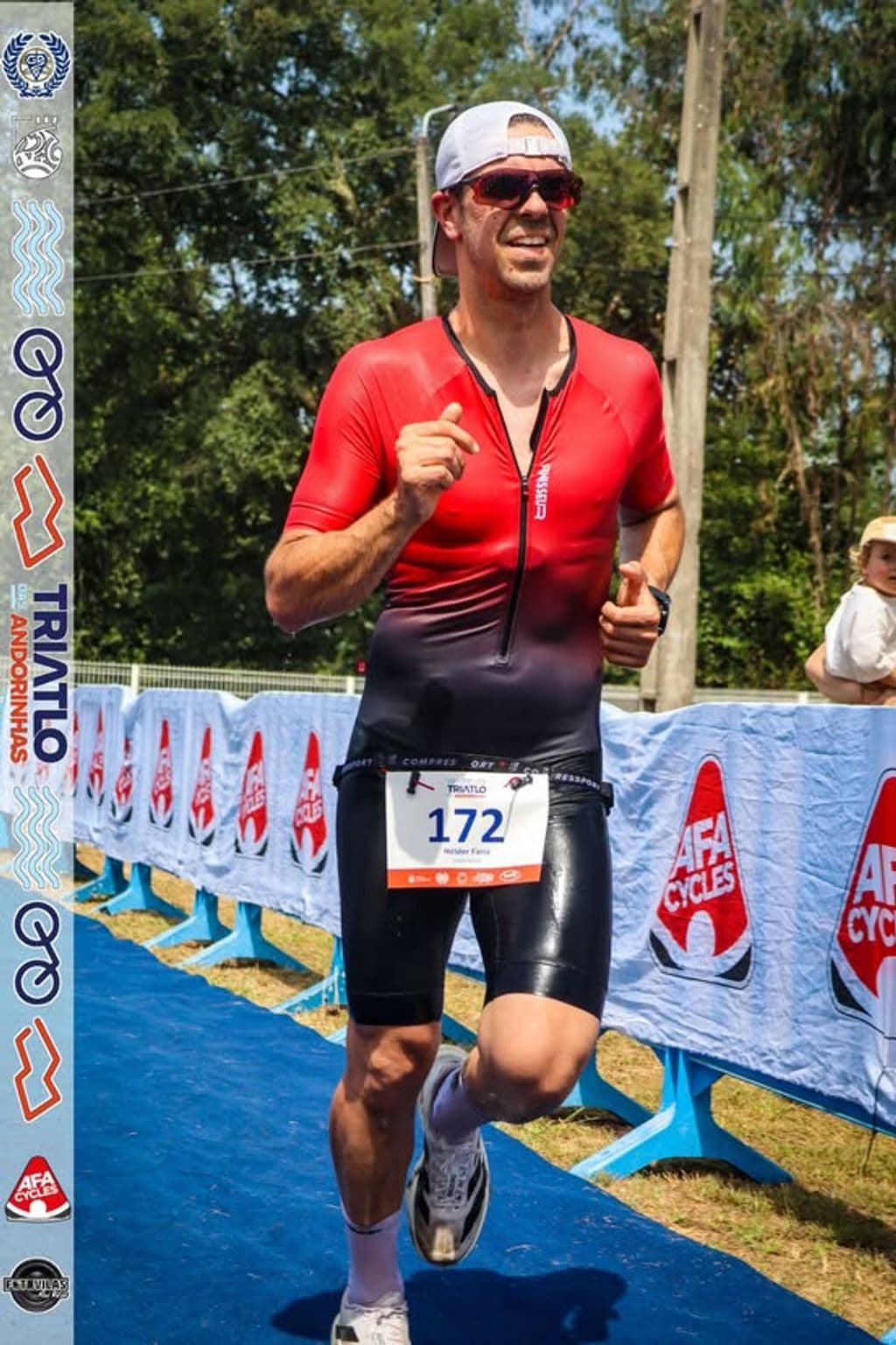 Atleta com o dorsal 172
