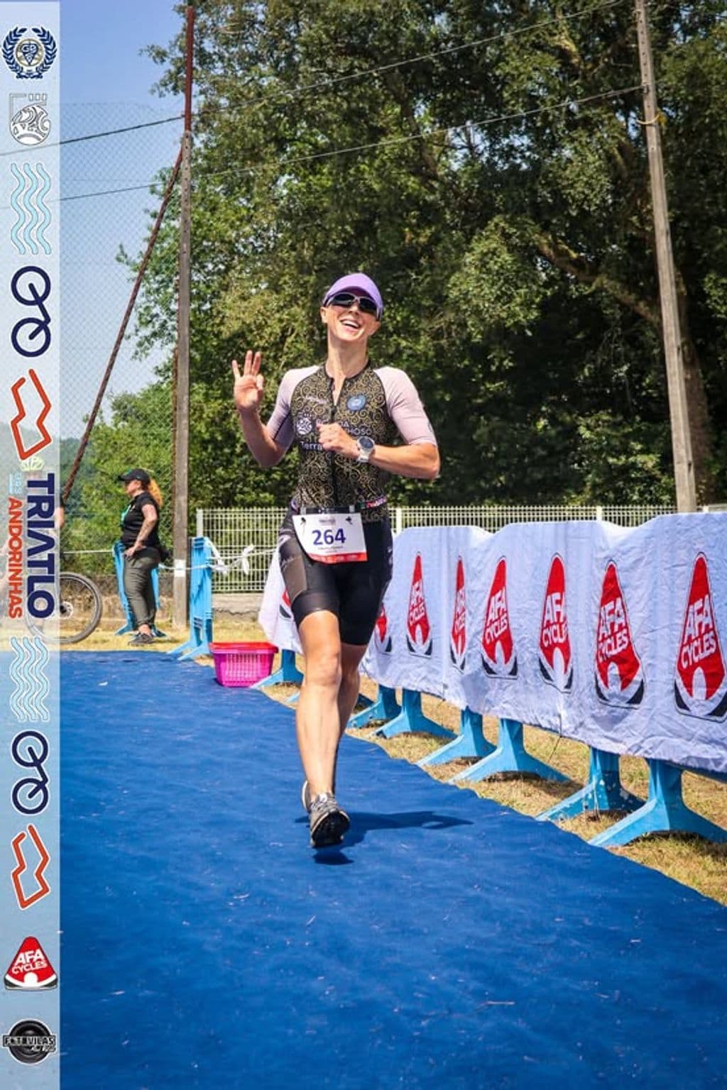 Atleta com o dorsal 264