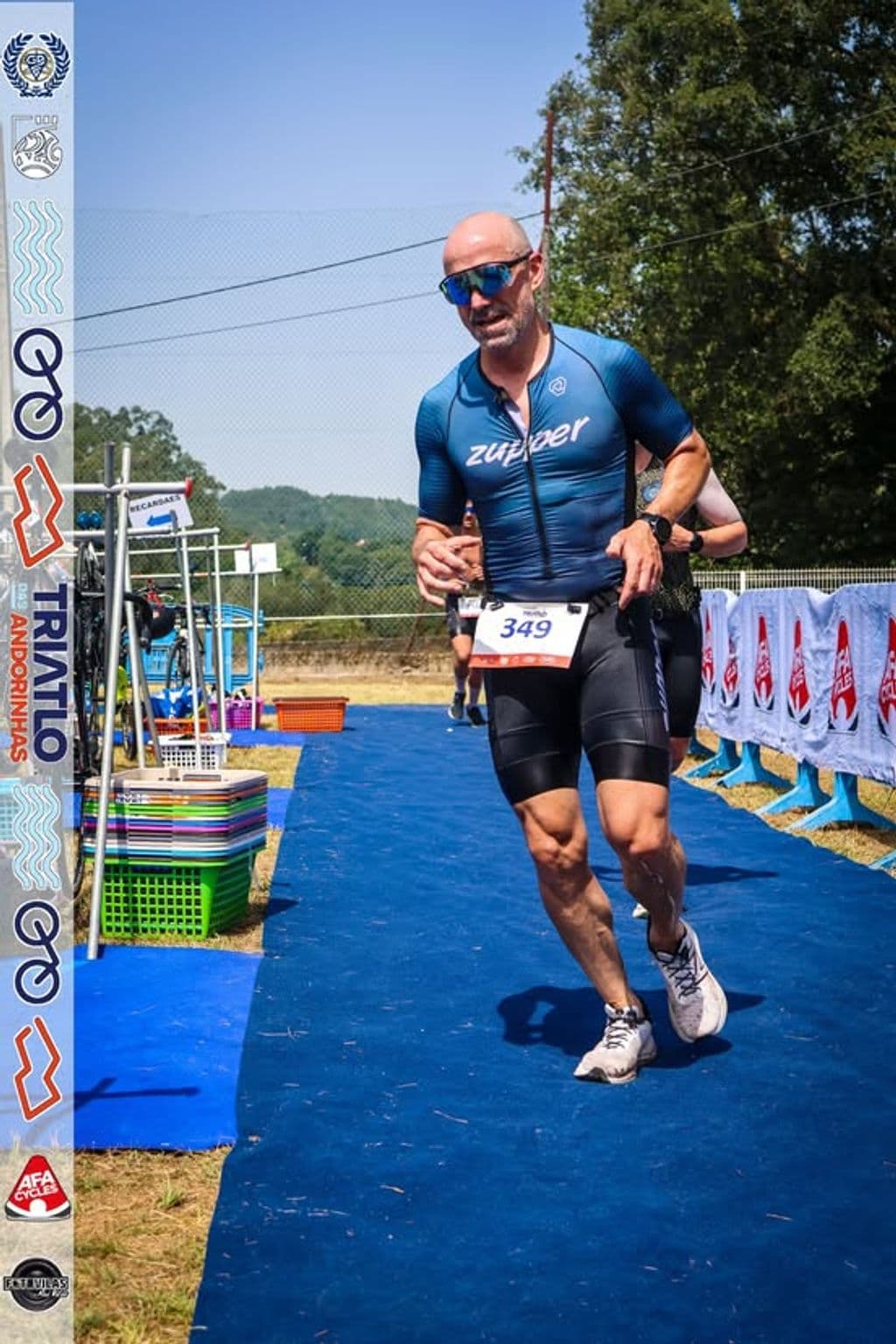 Atleta com o dorsal 349