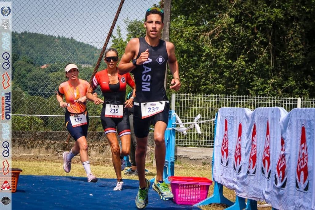 Atleta com o dorsal 239