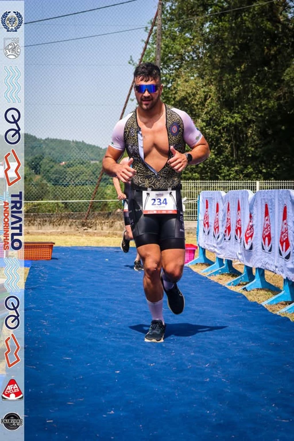 Atleta com o dorsal 234