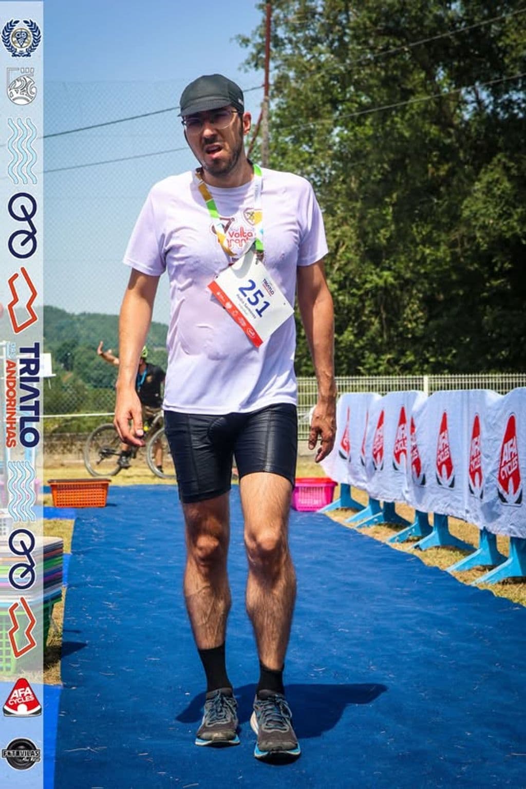 Atleta com o dorsal 251