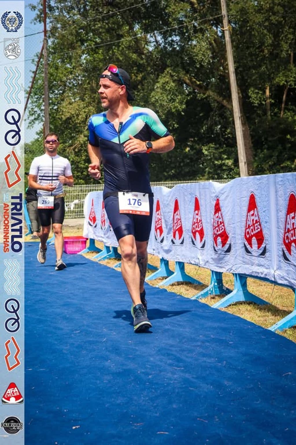 Atleta com o dorsal 176