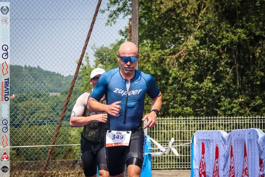 Atleta com o dorsal 349