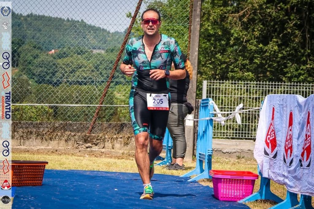 Atleta com o dorsal 205
