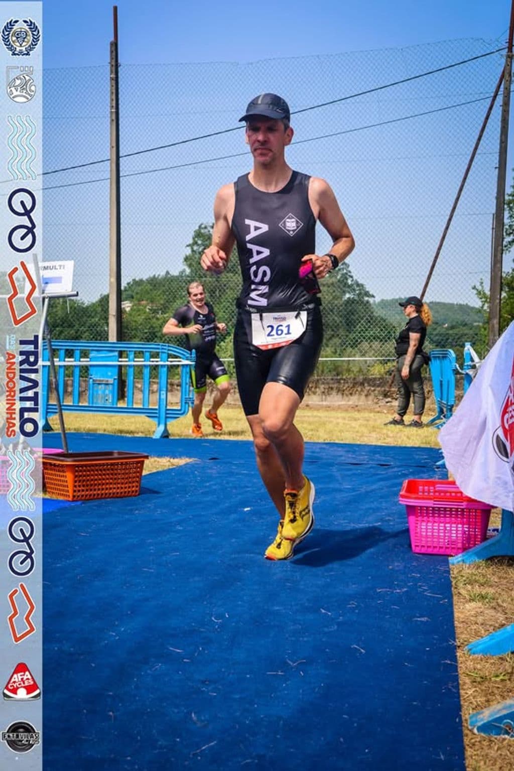 Atleta com o dorsal 261
