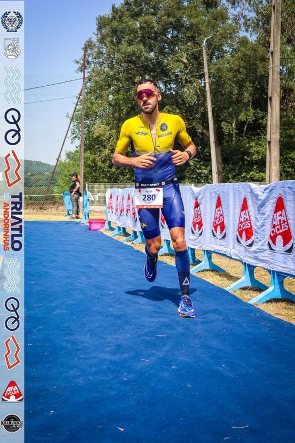 Atleta com o dorsal 280