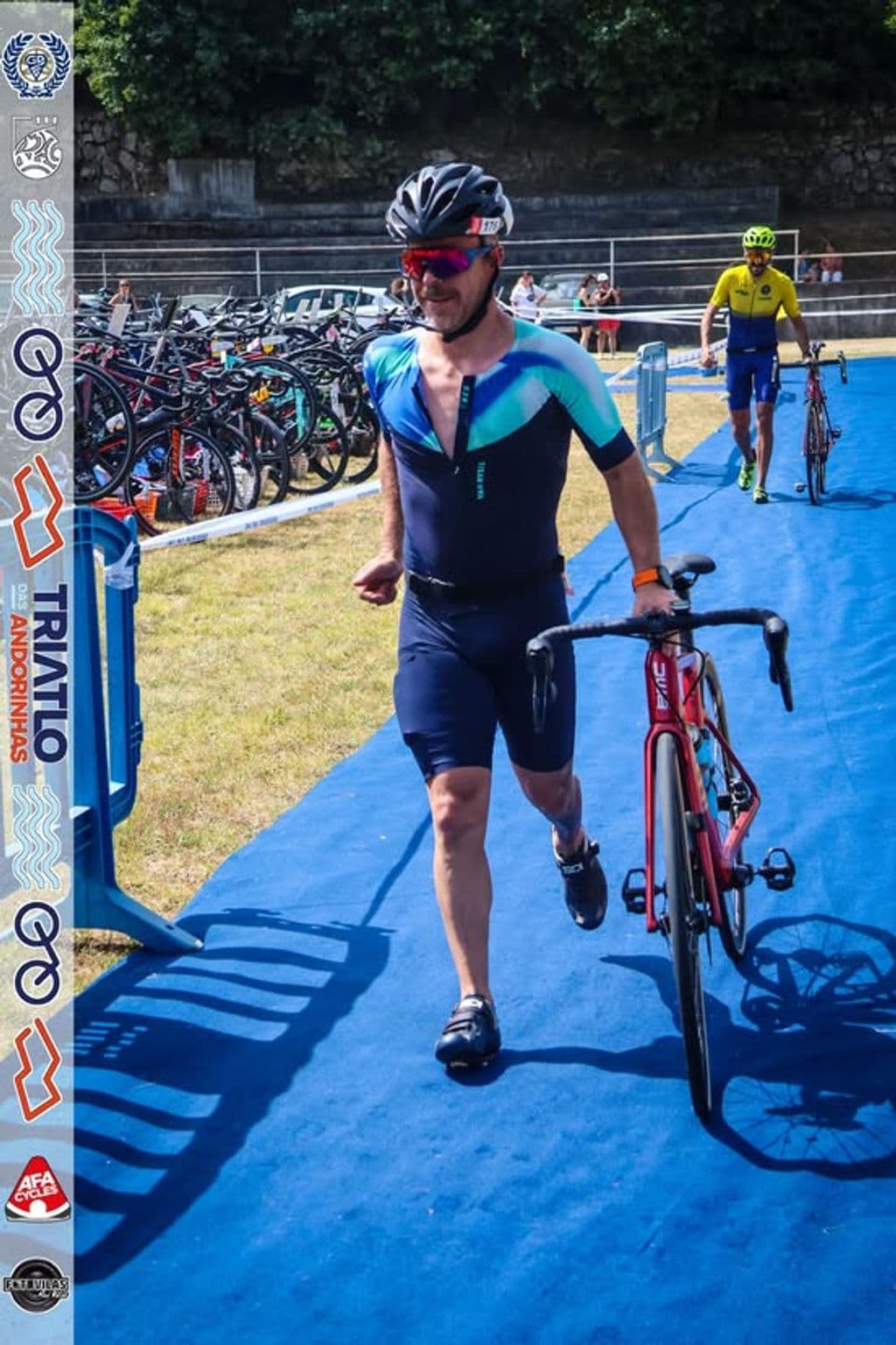 Atleta com o dorsal 176