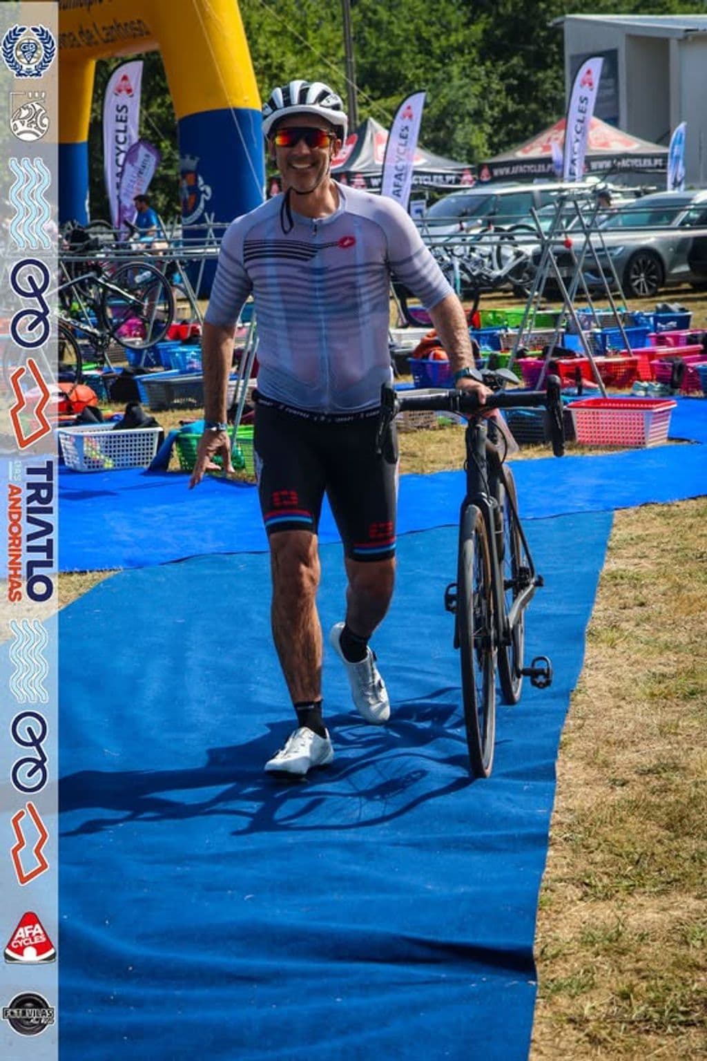 Atleta com o dorsal 235