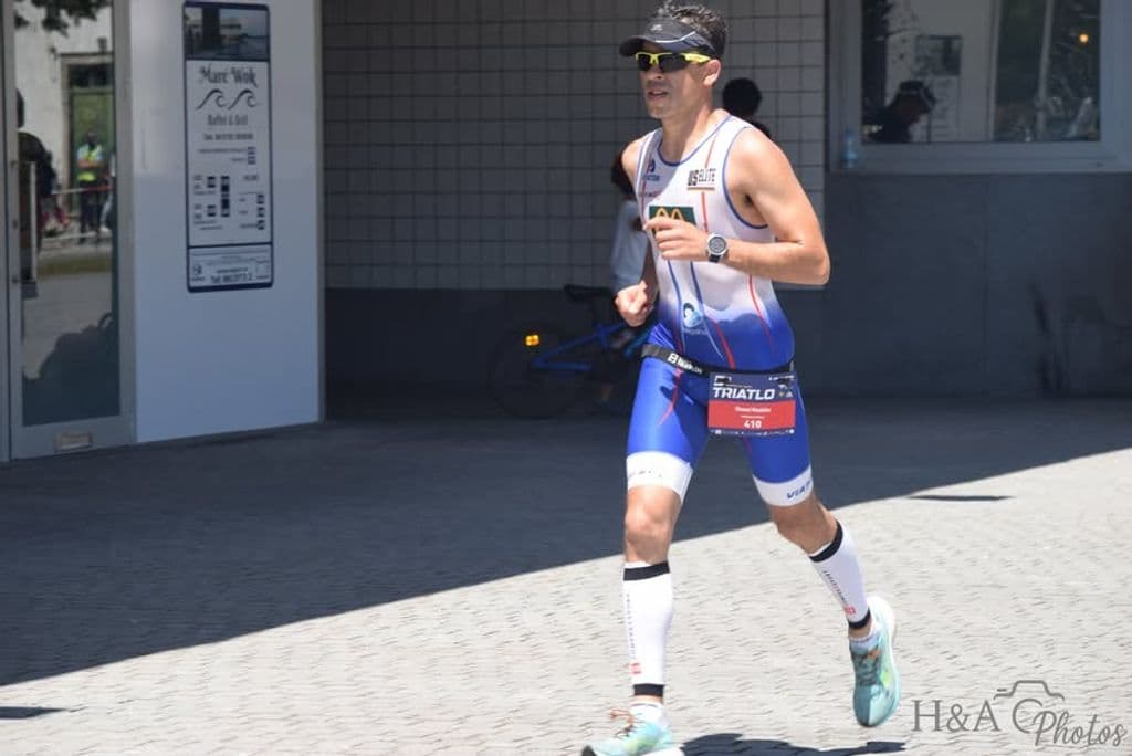 Atleta com o dorsal 410