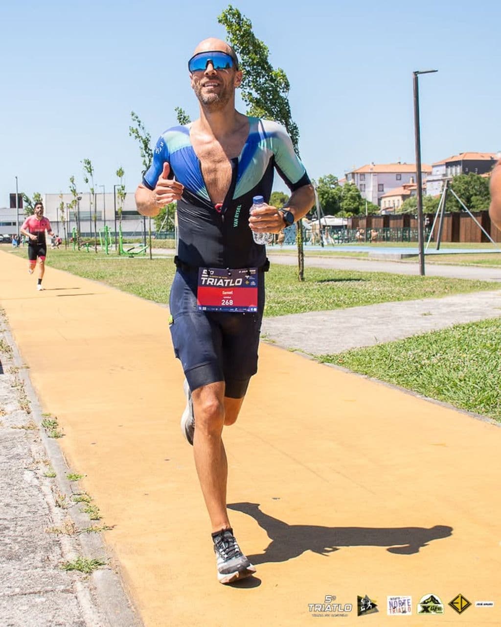 Atleta com o dorsal 268