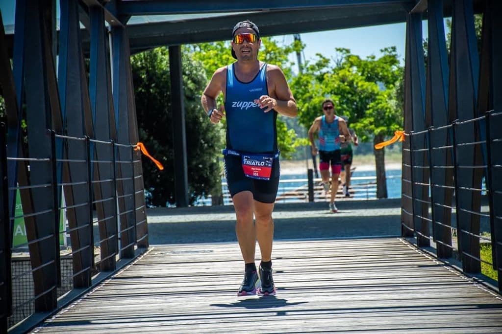 Atleta com o dorsal 324