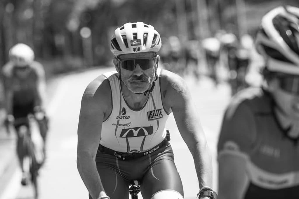 Atleta com o dorsal 408