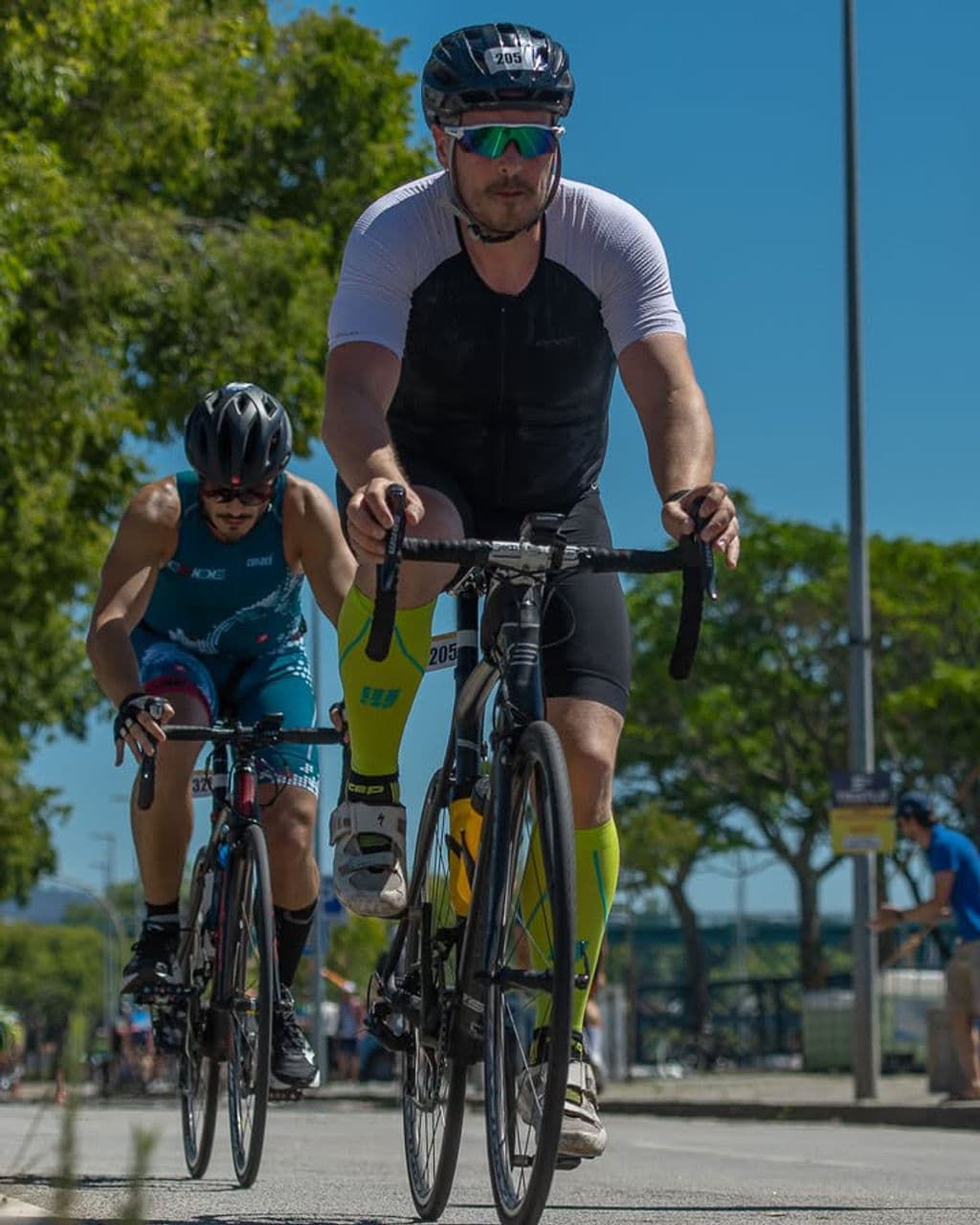 Atleta com o dorsal 205