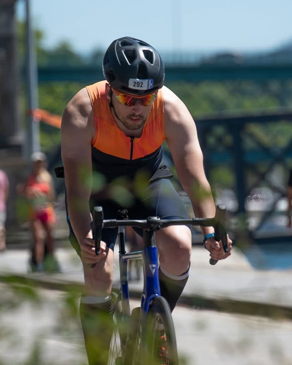 Atleta com o dorsal 292