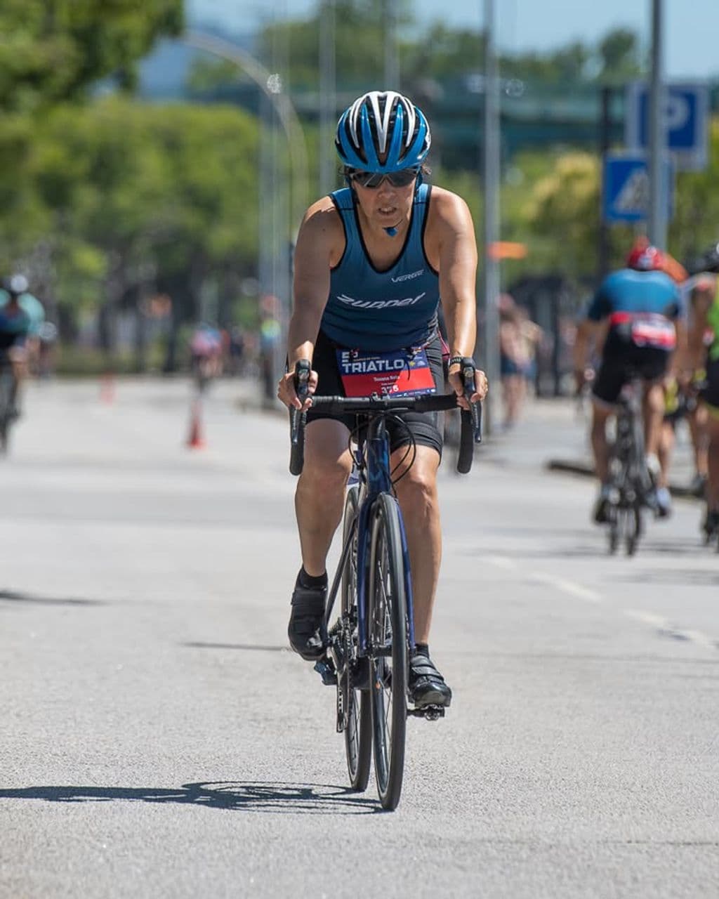 Atleta com o dorsal 375