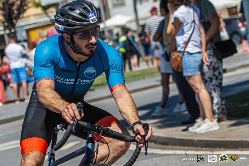 Atleta com o dorsal 206