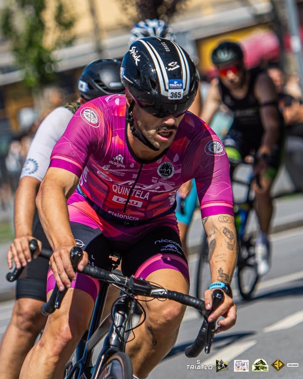 Atleta com o dorsal 365