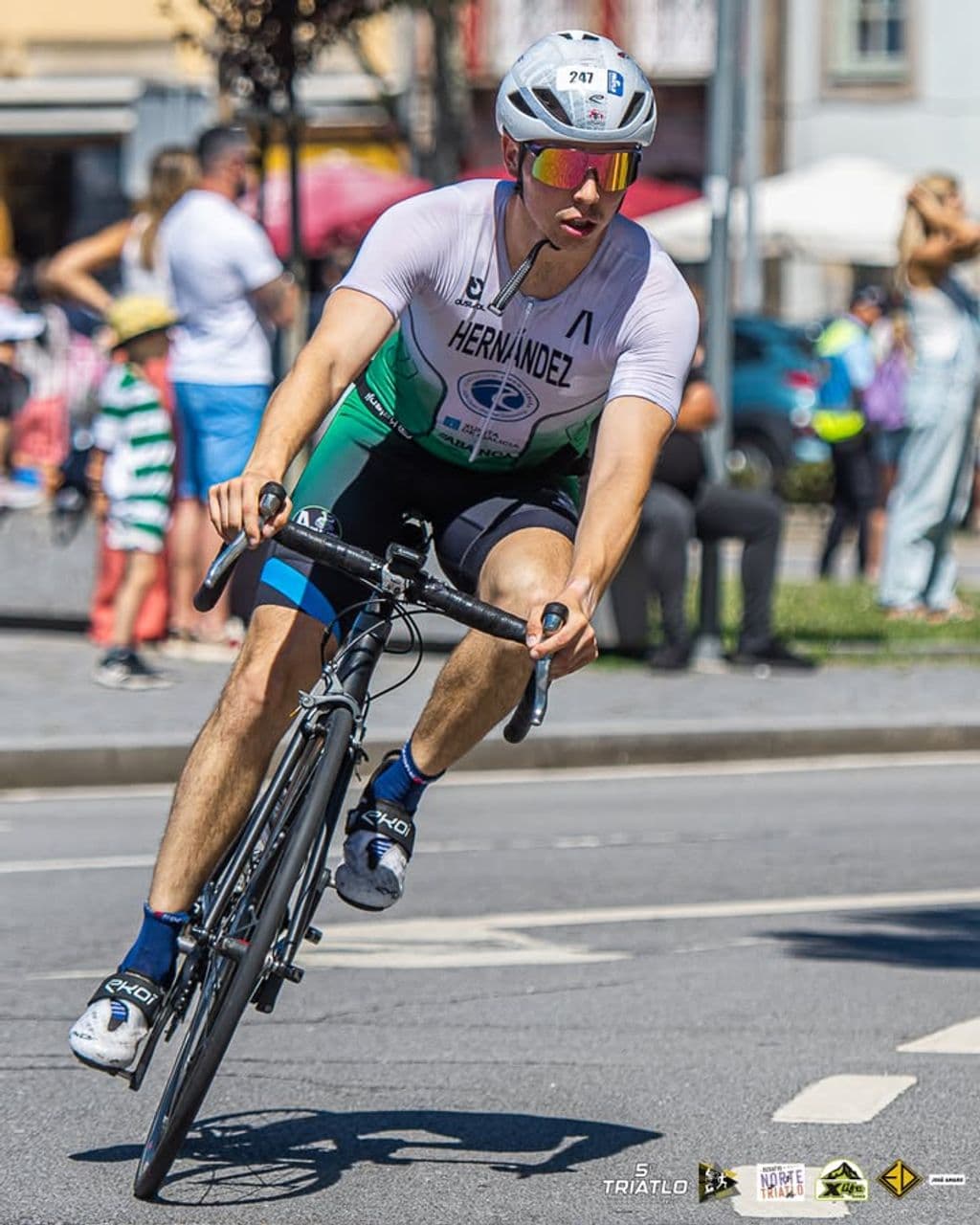 Atleta com o dorsal 247