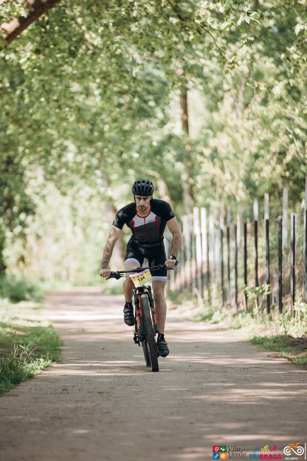 Atleta com o dorsal 126