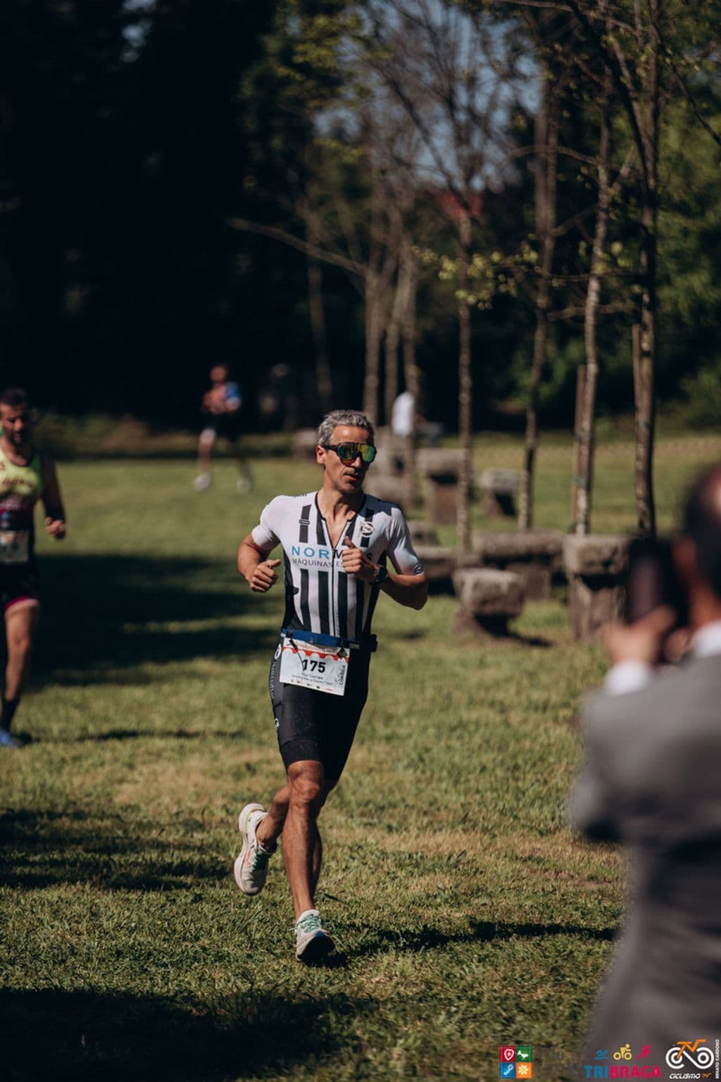 Atleta com o dorsal 175
