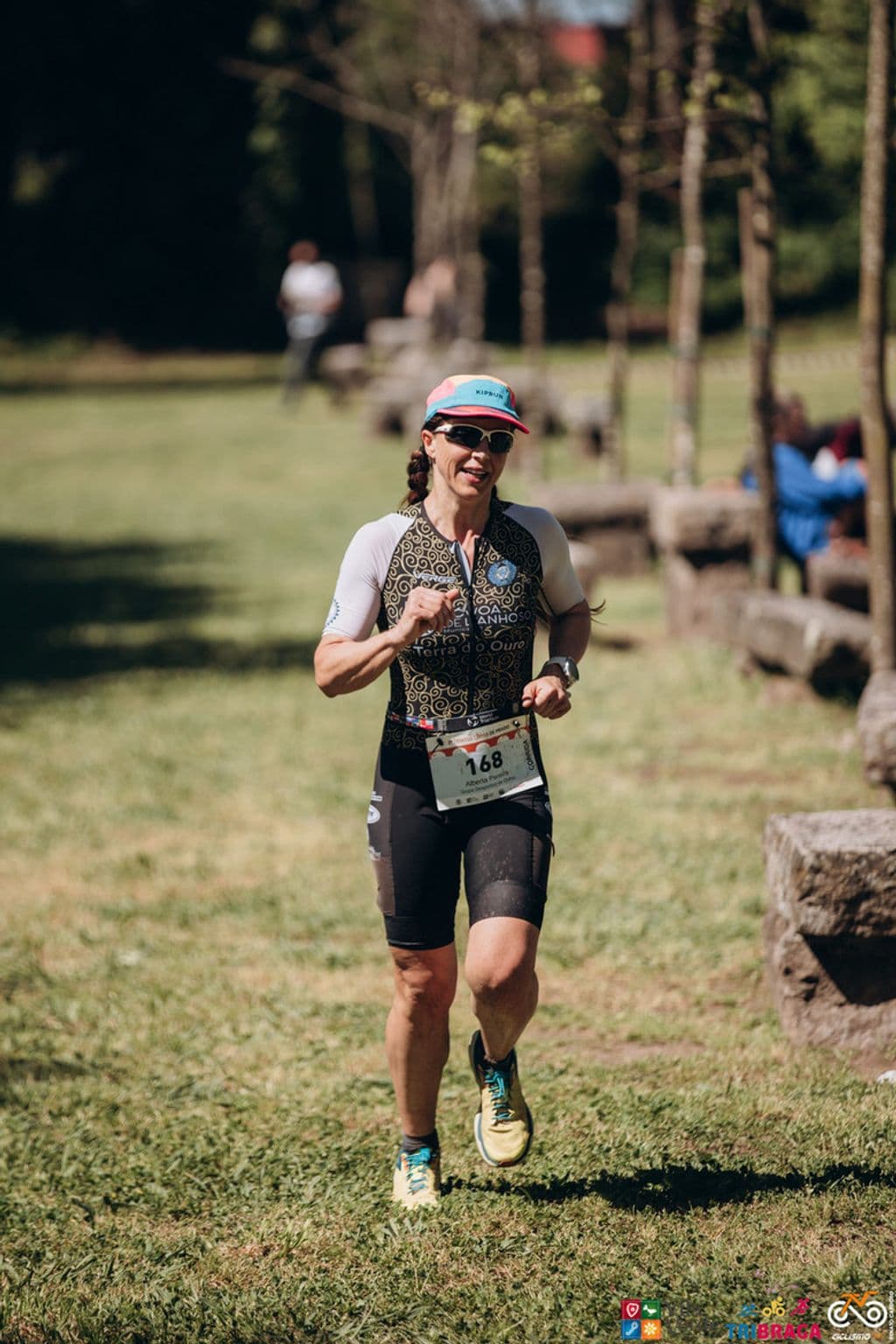Atleta com o dorsal 168