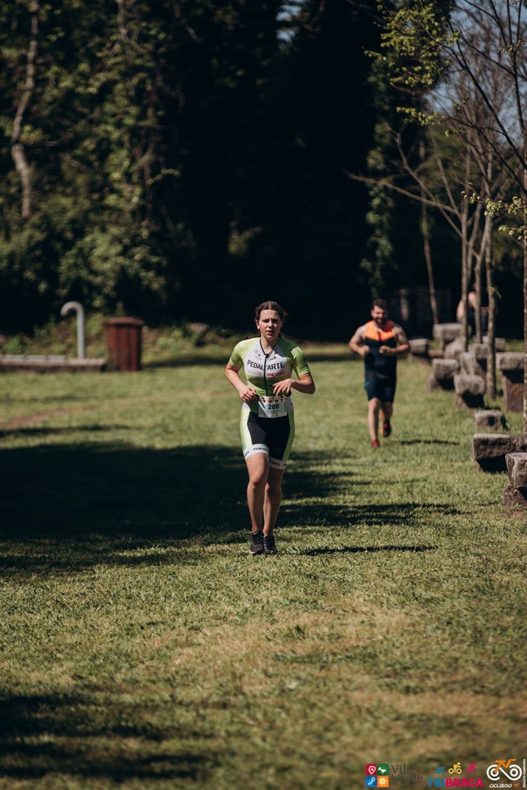 Atleta com o dorsal 200