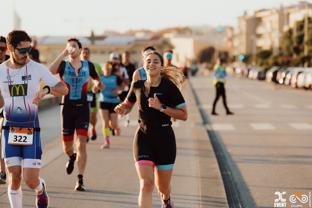Atleta com o dorsal 322