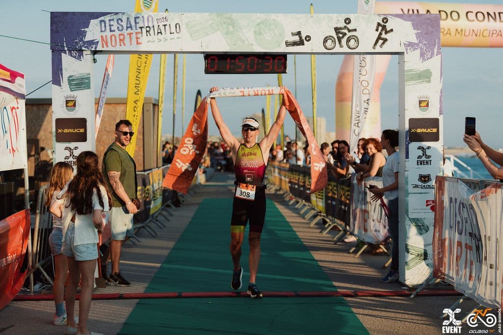 Atleta com o dorsal 308