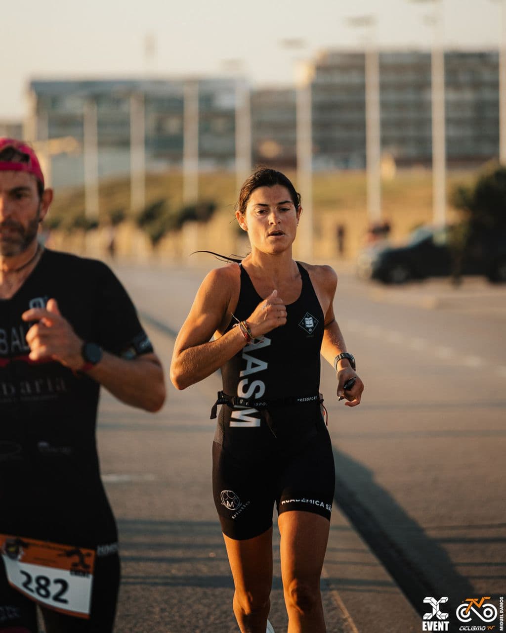 Atleta com o dorsal 282