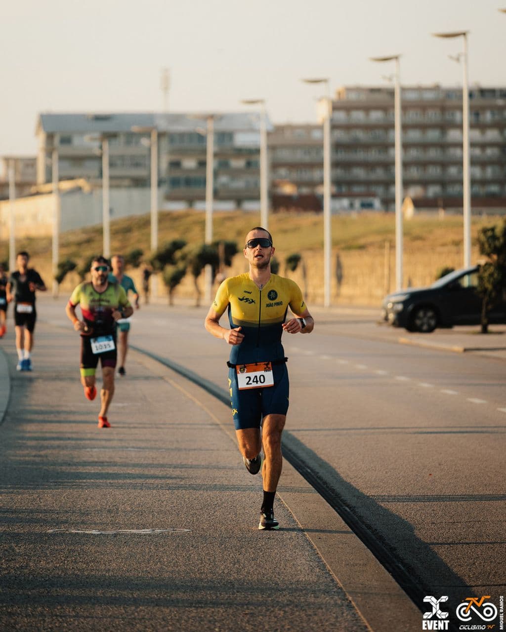 Atleta com o dorsal 240