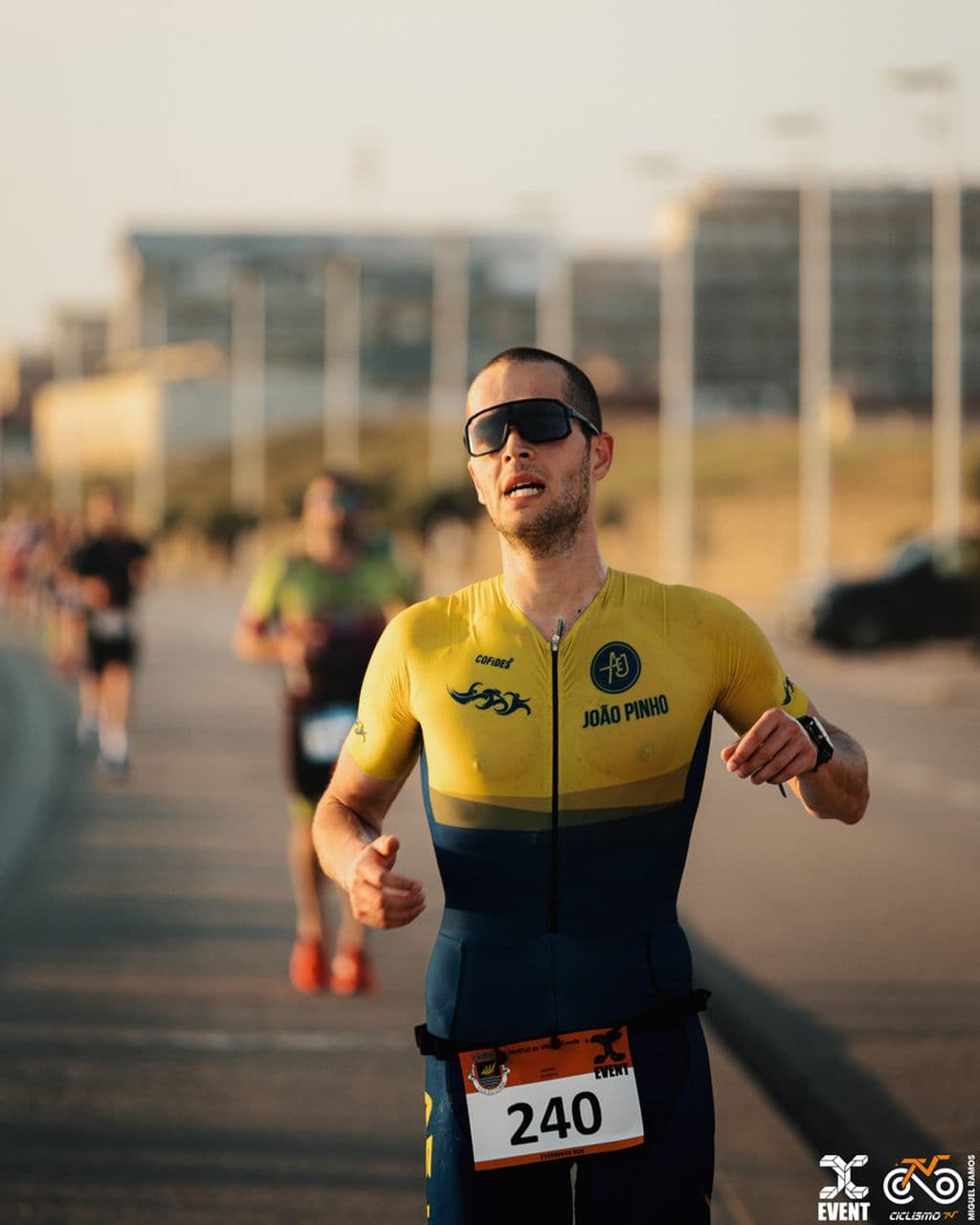 Atleta com o dorsal 240