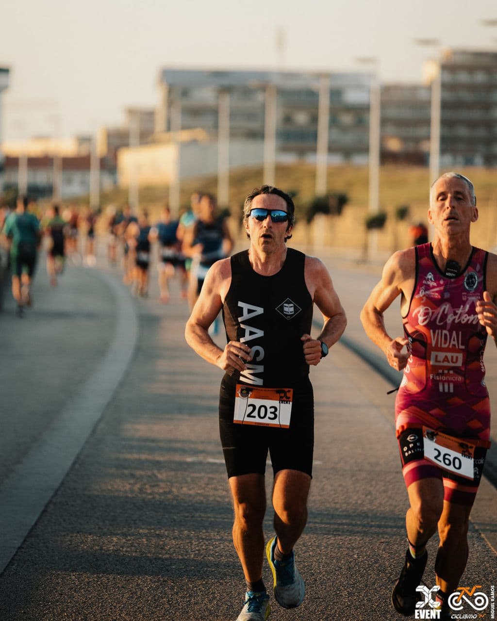Atleta com o dorsal 203