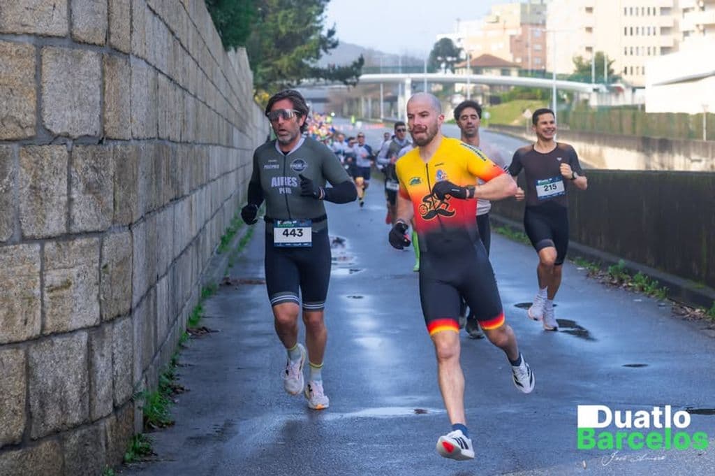Atleta com o dorsal 443