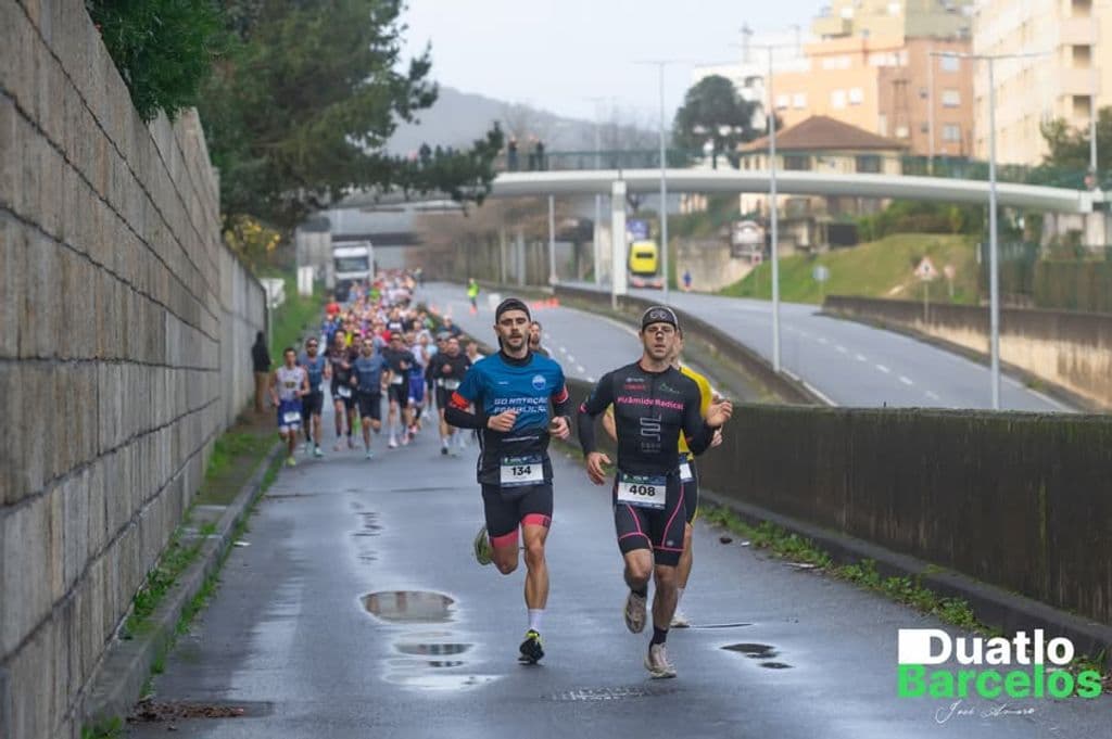 Atleta com o dorsal 408