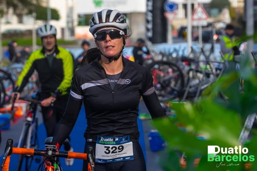 Atleta com o dorsal 329