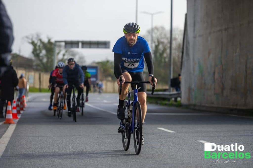 Atleta com o dorsal 228