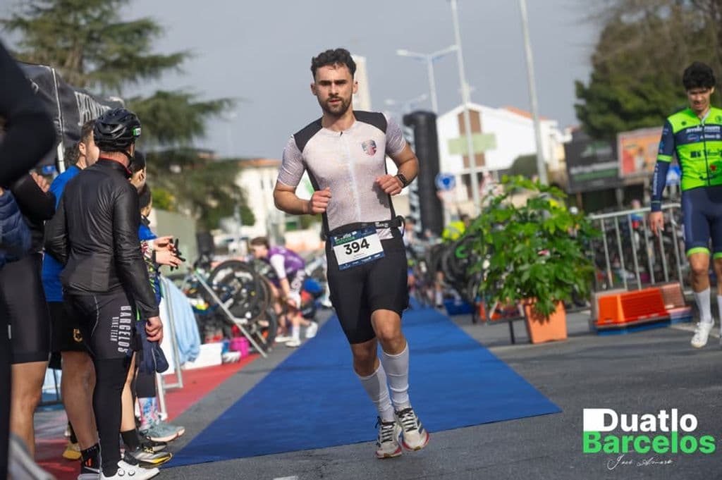 Atleta com o dorsal 394