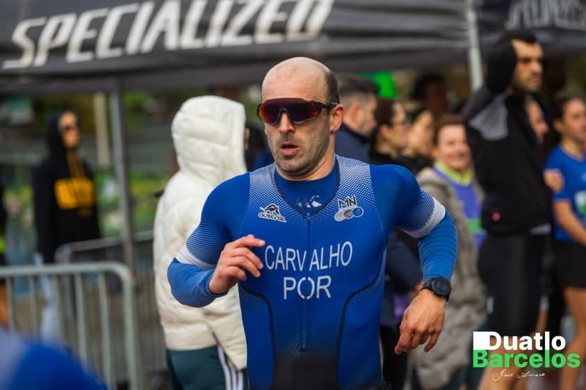 Atleta com o dorsal 166