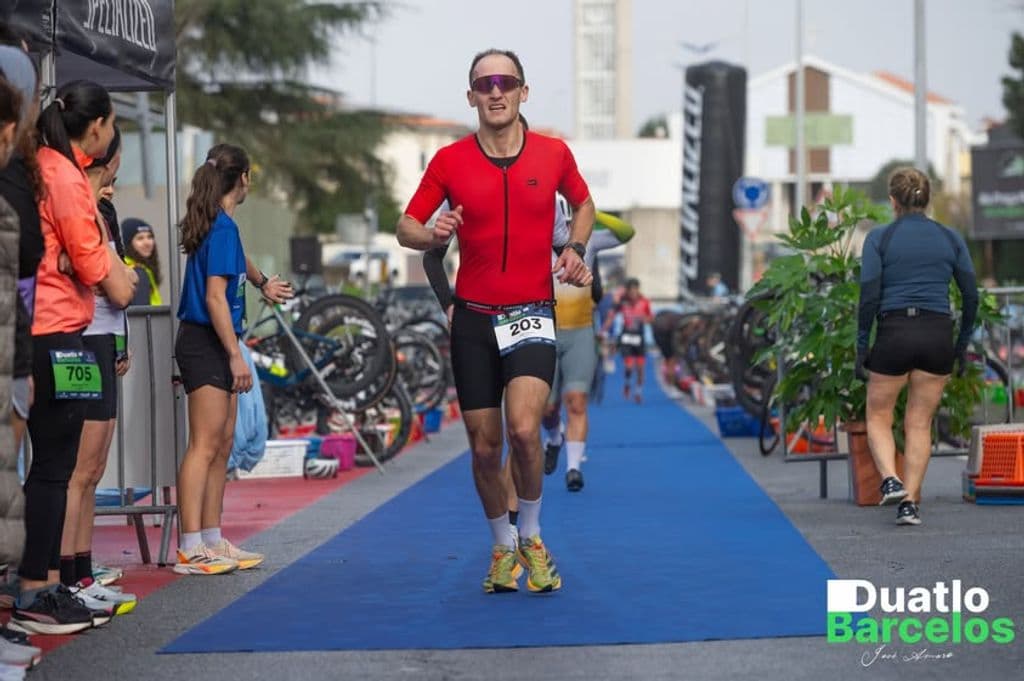 Atleta com o dorsal 203