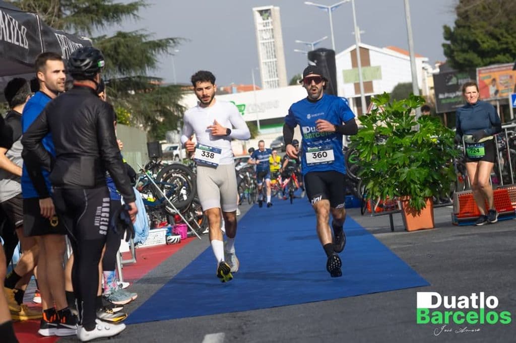 Atleta com o dorsal 360
