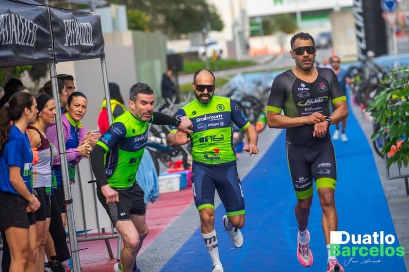 Atleta com o dorsal 379