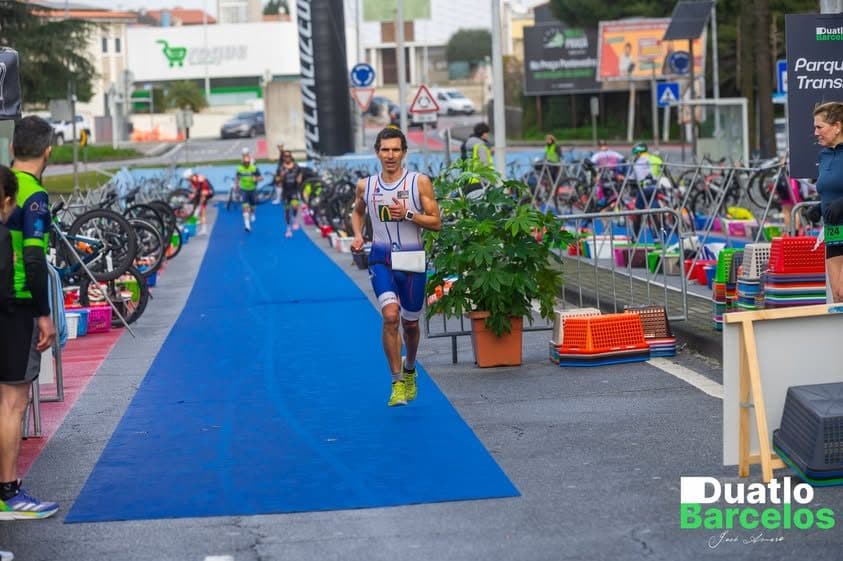 Atleta com o dorsal 433