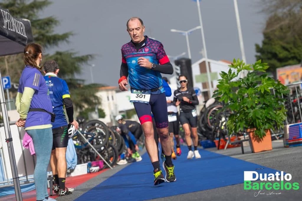 Atleta com o dorsal 301