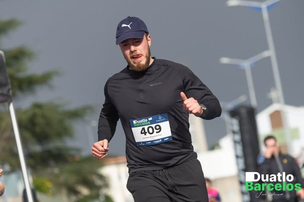 Atleta com o dorsal 409