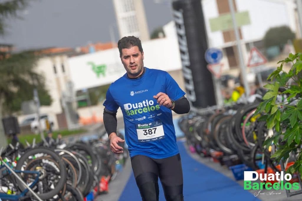 Atleta com o dorsal 387
